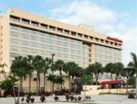 Howard Johnson Plaza Hotel Miami Airport